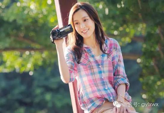 明星旅行糗事一籮筐 總有一個(gè)萌到你！