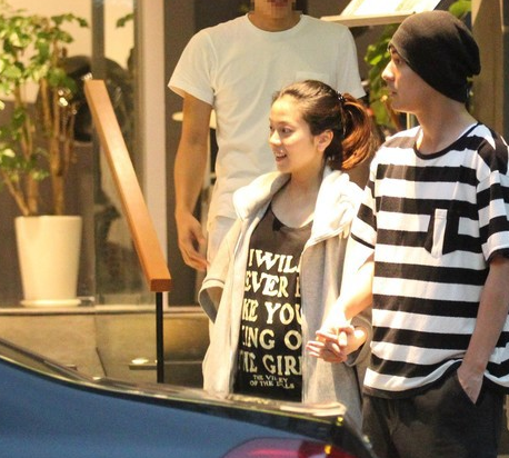 周渝民嬌妻孕照首曝光 周渝民嬌妻孕照首曝光