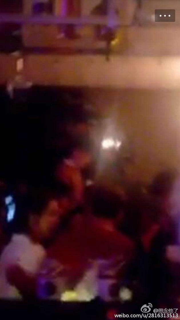 曝劉亦菲赴韓陪宋承憲過圣誕 曝劉亦菲赴韓陪宋承憲過圣誕