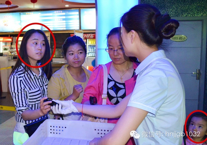 　　看完這部電影，我只有一句話要對(duì)復(fù)仇者們說：你們耍帥的時(shí)候考慮過我們普通老百姓的感受嗎??？