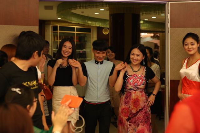 蔚藍(lán)、亞楠、安娜