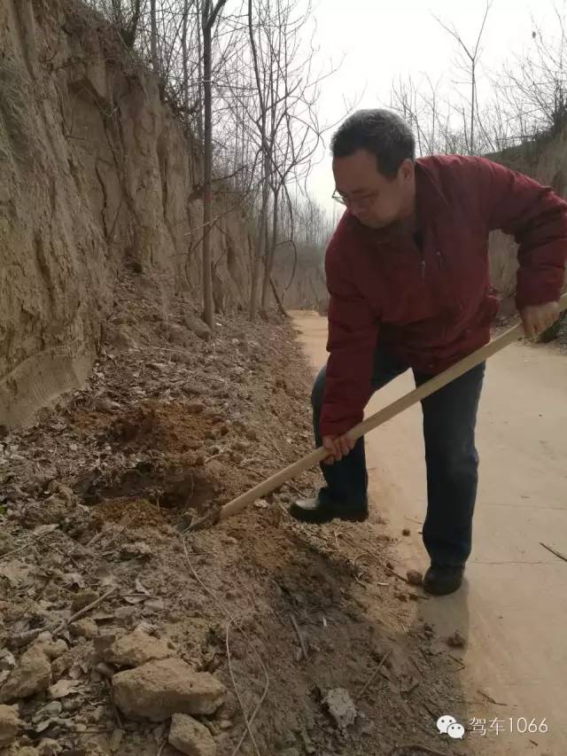 這大叔干起活也是很6呀！