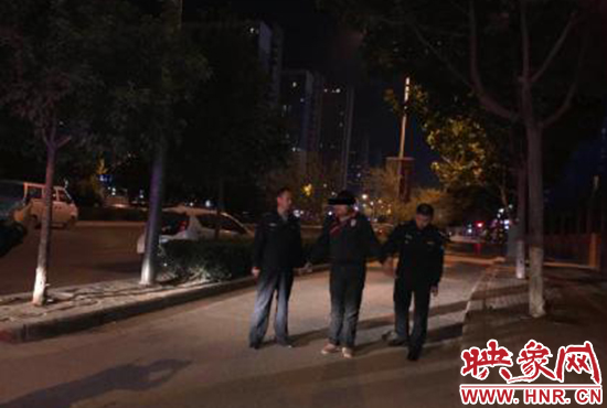 指認(rèn)犯罪現(xiàn)場(chǎng)。