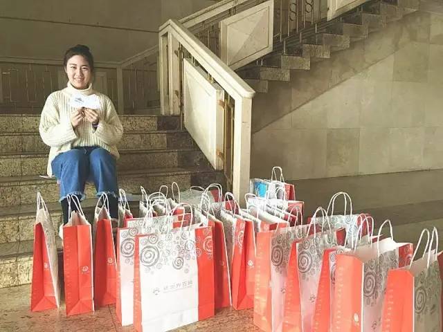 每一位到現(xiàn)場的小伙伴都獲得了我們精心準(zhǔn)備的小禮品哦！