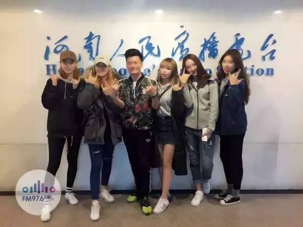 路飛終于體驗(yàn)了一回“他在叢中笑”的感覺！