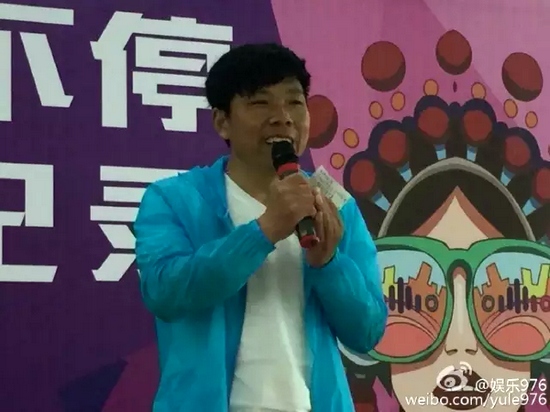 見證挑戰(zhàn)的戲迷代表陳紅森講述自己和戲曲的故事、見證歷史時(shí)刻的心情。