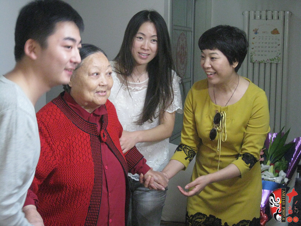 初到馬金鳳家 初到馬金鳳家