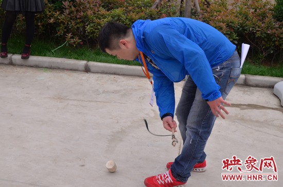 莫小非也不會放過鍛煉的機(jī)會。