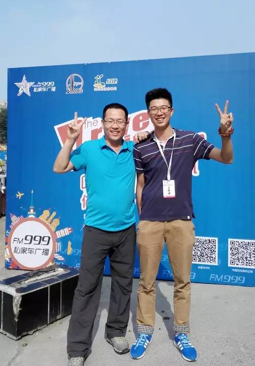 主播鄭強，這兩條大長腿，恩…適合去學游泳