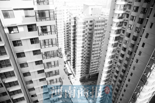 今年鄭州在商品房小區(qū)、經(jīng)適房小區(qū)內(nèi)配建的公租房，將面向社會(huì)輪候供應(yīng) 楊東華/攝