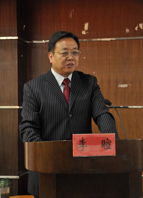 李暄:閉幕式彰顯英國文化特殊性和霸氣 李暄:閉幕式彰顯英國文化特殊性和霸氣