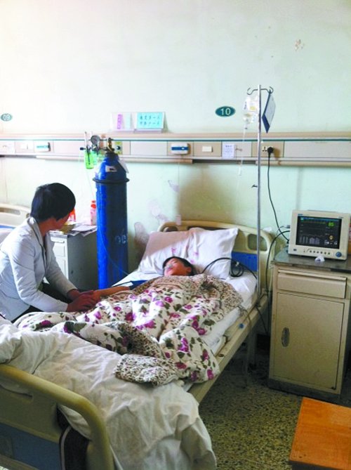 15歲初中生跳下4樓 曾交2000“不犯錯(cuò)誤”押金 15歲初中生跳下4樓 曾交2000“不犯錯(cuò)誤”押金