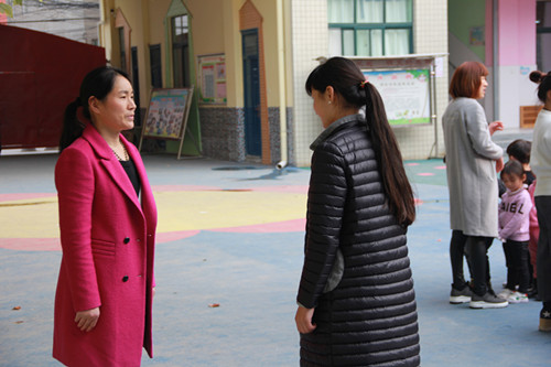 向指揮長報告撤離情況 向指揮長報告撤離情況