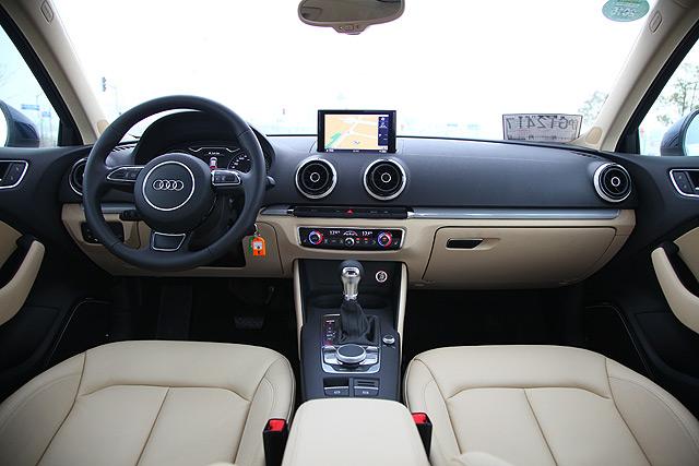 全新奧迪A3五門兩廂Sportback車型內(nèi)飾設(shè)計 全新奧迪A3五門兩廂Sportback車型內(nèi)飾設(shè)計