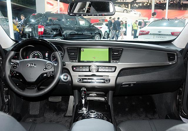 起亞K9的內(nèi)飾設(shè)計(jì) 起亞K9的內(nèi)飾設(shè)計(jì)