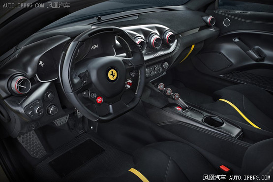 法拉利F12TDF實(shí)車 百公里加速僅2.9秒 法拉利F12TDF實(shí)車 百公里加速僅2.9秒