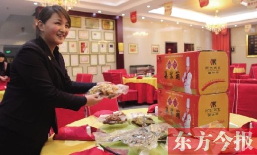 多數(shù)飯店訂餐火爆 “親民牌”成主旋律 多數(shù)飯店訂餐火爆 “親民牌”成主旋律