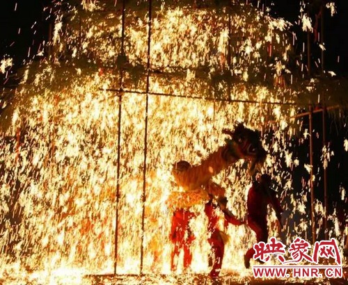 確山鐵花將登上萬眾矚目的春晚舞臺！