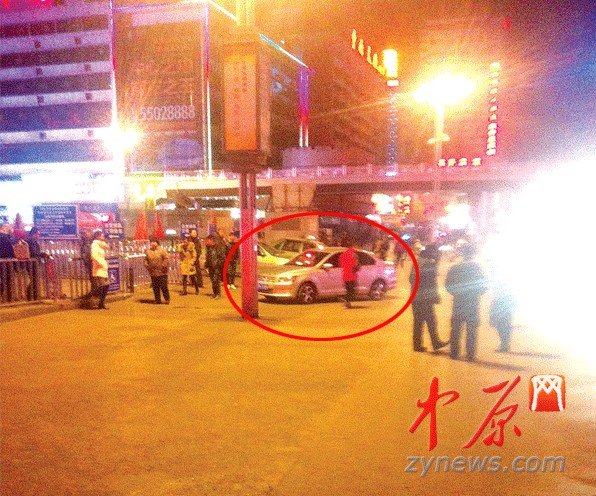 鄭州黑出租晝伏夜出 謊稱愛(ài)心車隊(duì)收高額車費(fèi) 鄭州黑出租晝伏夜出 謊稱愛(ài)心車隊(duì)收高額車費(fèi)