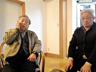 前晚，年過七旬的劉光嘉及妻子向記者講述強拆經(jīng)過。