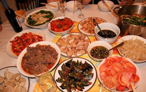 吃貨們看過(guò)來(lái):飽餐一頓第二天時(shí)不發(fā)胖 吃貨們看過(guò)來(lái):飽餐一頓第二天時(shí)不發(fā)胖