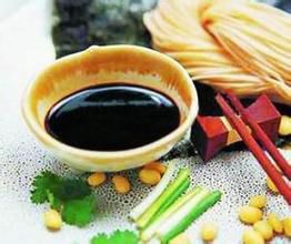 喝牛奶能美白？盤點關(guān)于飲食改變膚色的謠言