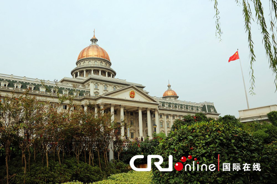 江蘇無(wú)錫曝六座山寨"白宮" 江蘇無(wú)錫曝六座山寨"白宮"