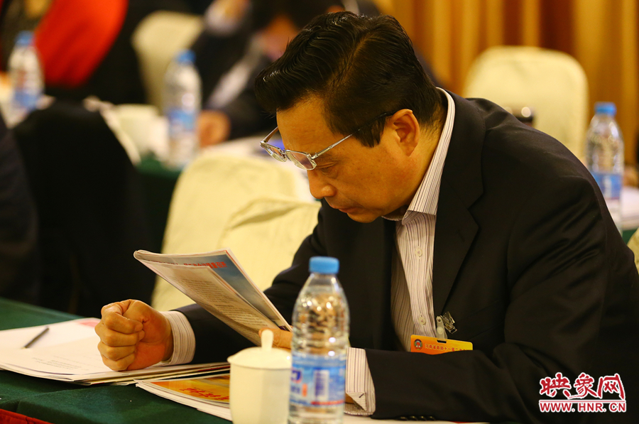 認(rèn)真研究常委會工作報(bào)告