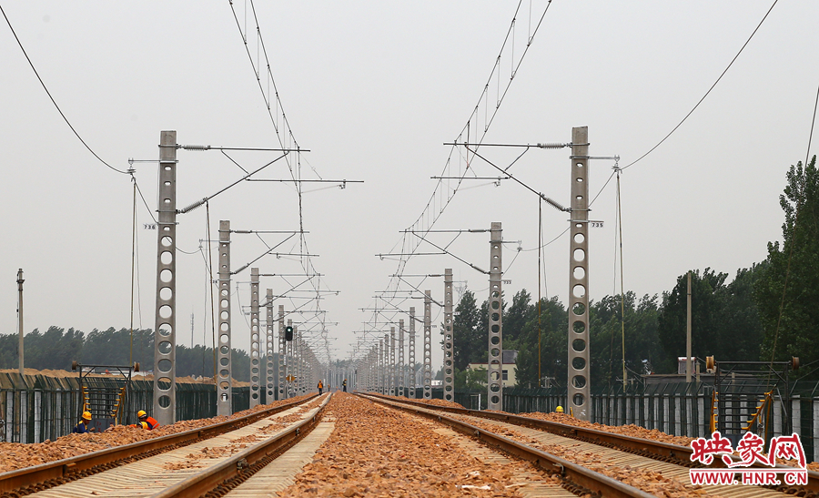 上午11點(diǎn)左右，移軌完成