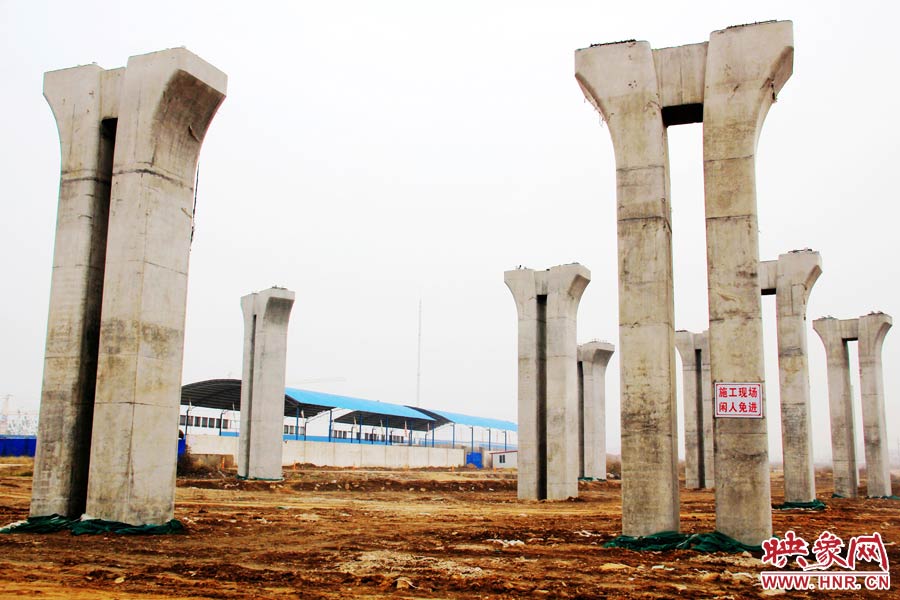 今年9月份，媒體曾報(bào)道稱，此項(xiàng)目停工的原因主要是資金鏈斷裂。