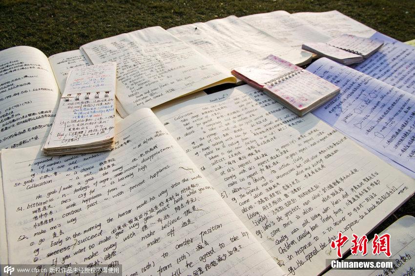 河南鄭州高校美女學霸齊曬課堂筆記 河南鄭州高校美女學霸齊曬課堂筆記