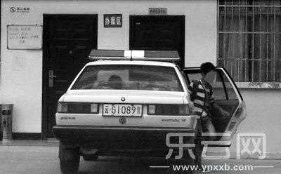 網(wǎng)友舉報(bào)云南紅河州森林公安警車私用。