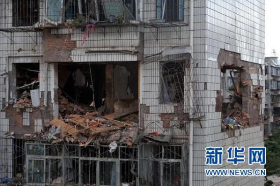 　6月9日在云南楚雄市拍攝的被炸毀的房屋。 新華社發(fā)