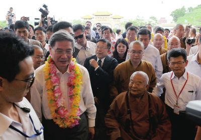 張志軍步入禮敬大廳。