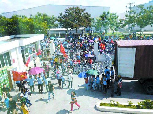 越南為挑釁中國(guó)付出代價(jià):外國(guó)投資銳減35% 越南為挑釁中國(guó)付出代價(jià):外國(guó)投資銳減35%