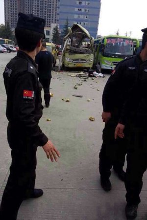 爆炸現(xiàn)場。圖片來自網(wǎng)絡(luò)