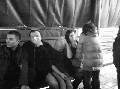 圖為打斗中受傷的武漢游客。