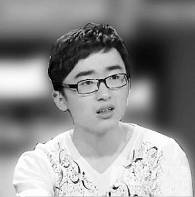 他是2010年湖北高考第88名，也是“口誅筆伐”母校的“刺兒頭”