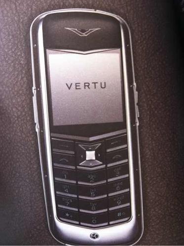 (葉先生的手機目前已經(jīng)送去維修，圖冊中的手機是和葉先生同款的。圖/瀟湘晨報滾動新聞記者 文乃斐)