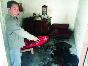 宋三父親告訴記者，兒子就是在這間屋里意外死亡的