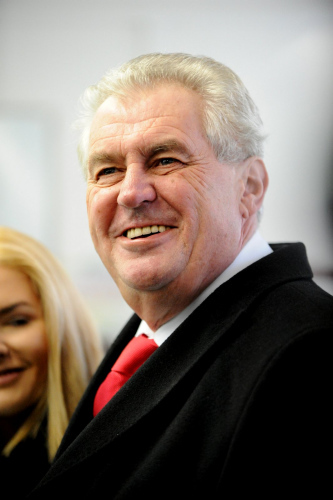 捷克總統(tǒng)直選末輪投票澤曼稱如當(dāng)選不會(huì)見達(dá)賴 捷克總統(tǒng)直選末輪投票澤曼稱如當(dāng)選不會(huì)見達(dá)賴