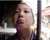 爺爺走后,他一直在哭。