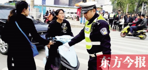 昨日，鄭州市交巡警“百日行動”首日