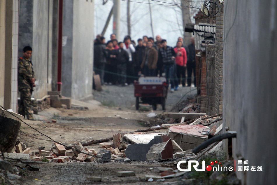 許昌農(nóng)家房屋陷地下 失蹤老人尸體已找到 許昌農(nóng)家房屋陷地下 失蹤老人尸體已找到