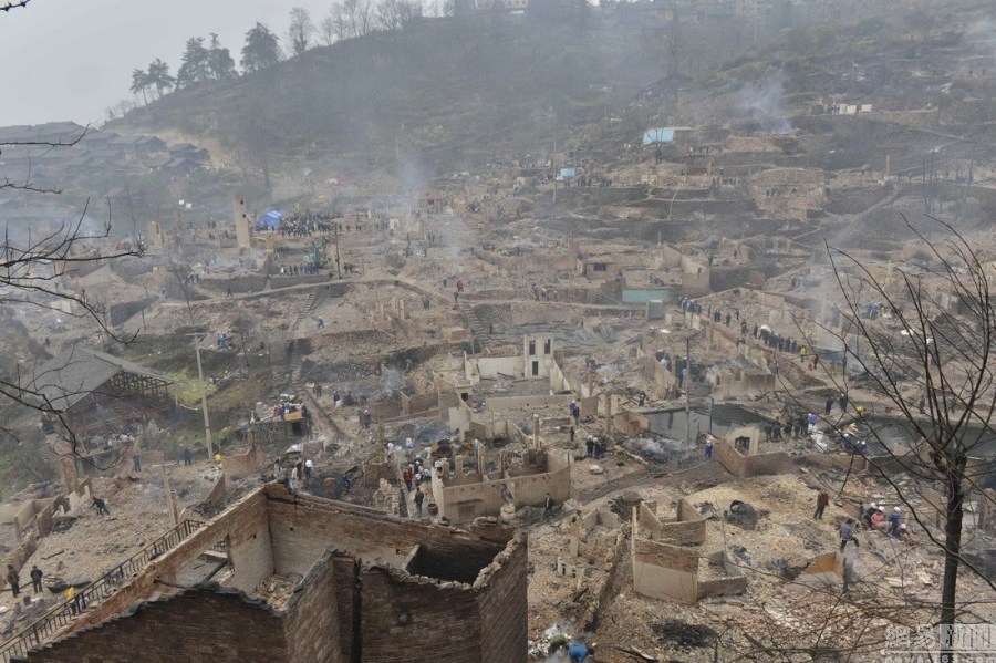 貴州300年歷史古寨遭大火 貴州300年歷史古寨遭大火