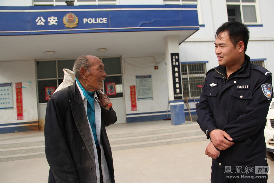 九旬老翁盜竊10萬元受審 九旬老翁盜竊10萬元受審