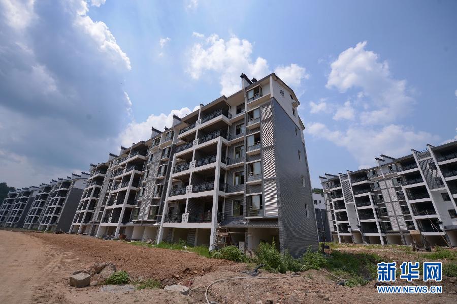 農場棚戶區(qū)的最后留守家庭：留下的是回憶，迎來的是幸福