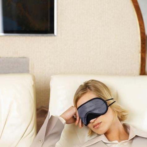 “空中飛人”必備 長途飛行保持舒適的妙招 “空中飛人”必備 長途飛行保持舒適的妙招