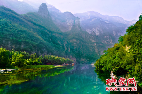 到青天河玩水盡享清涼 感受觀(guān)音峽靜謐心靈之旅 到青天河玩水盡享清涼 感受觀(guān)音峽靜謐心靈之旅