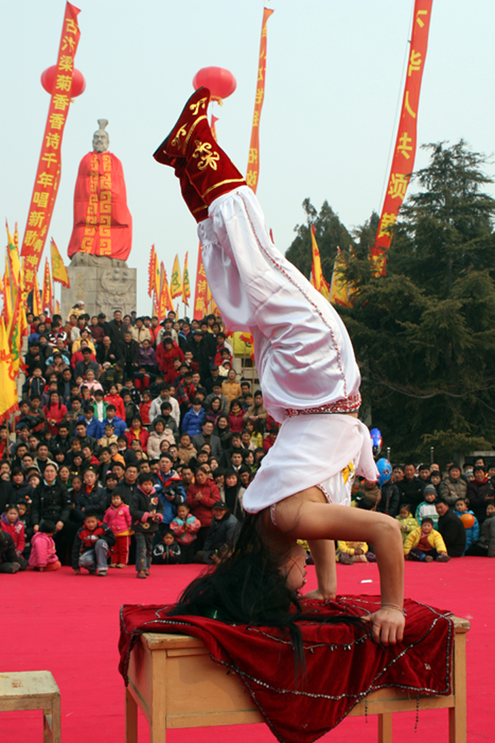 　　超強(qiáng)的演出陣容,超強(qiáng)的娛樂產(chǎn)品組合。